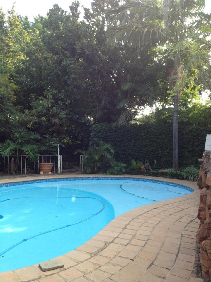 Luxury Upmarket Guesthouse 20 On 4Th Rustenburg Exterior foto