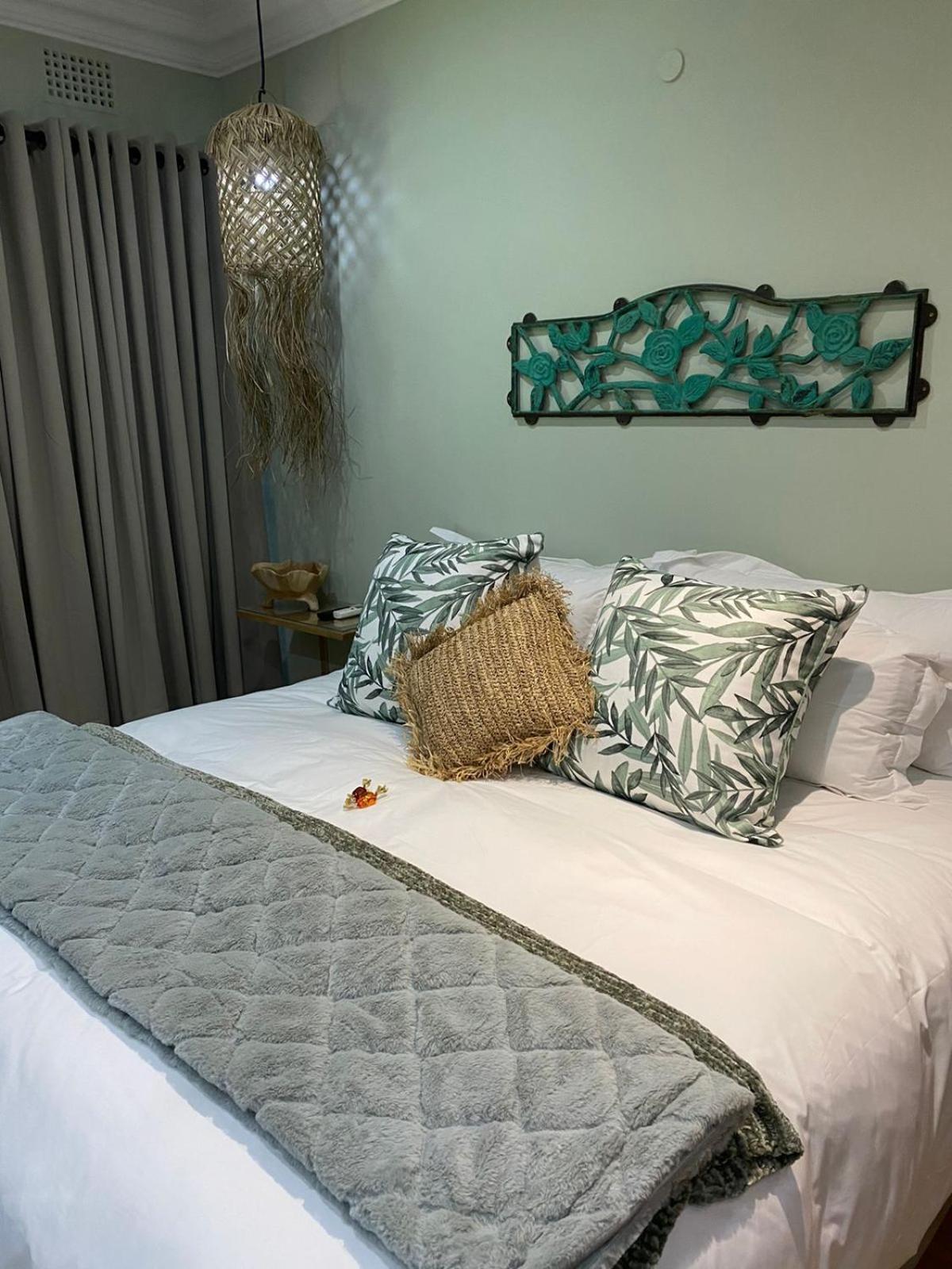 Luxury Upmarket Guesthouse 20 On 4Th Rustenburg Exterior foto