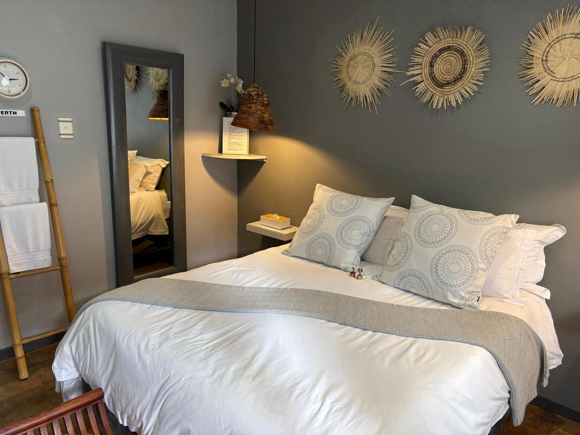 Luxury Upmarket Guesthouse 20 On 4Th Rustenburg Exterior foto