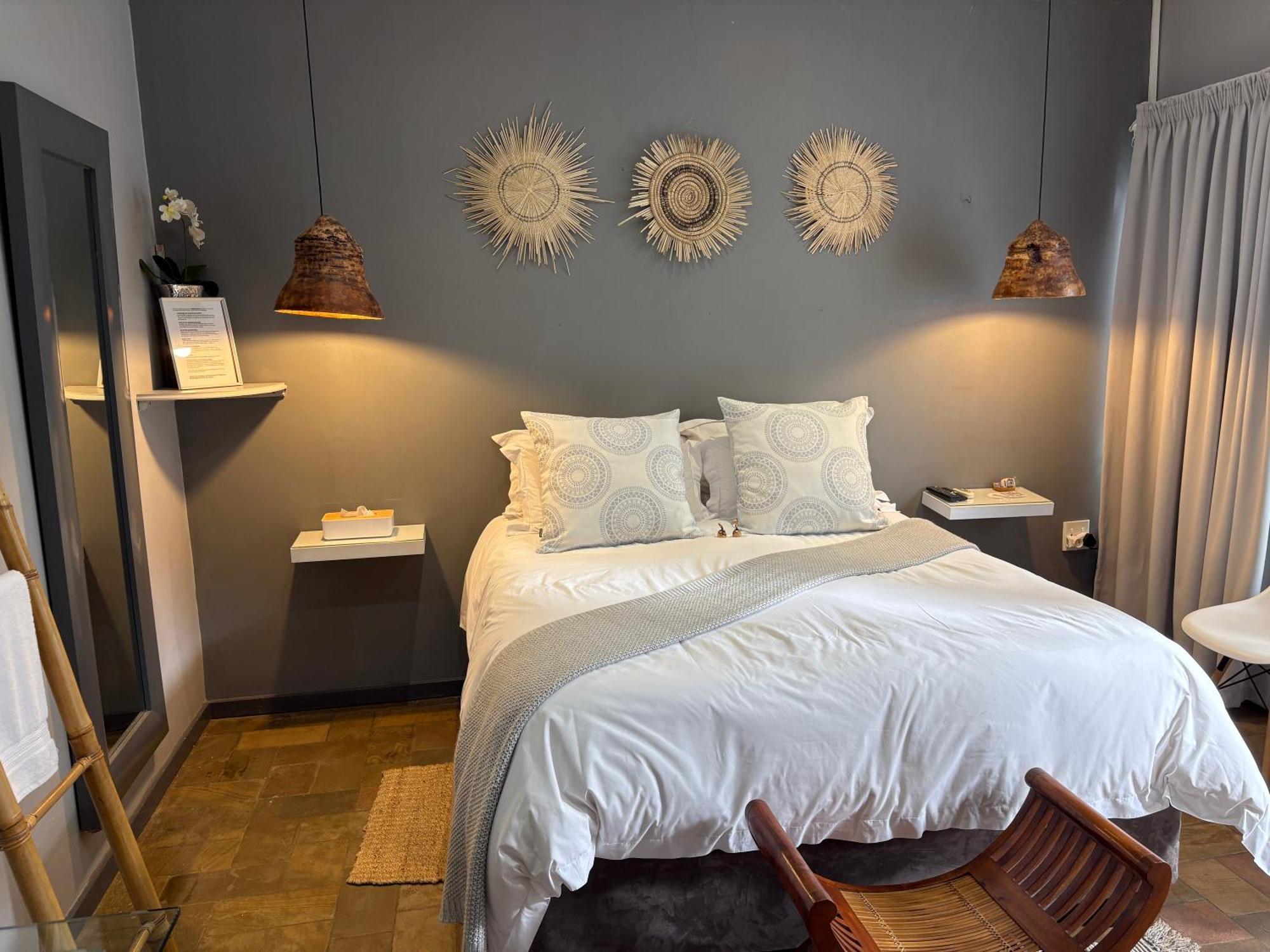 Luxury Upmarket Guesthouse 20 On 4Th Rustenburg Exterior foto