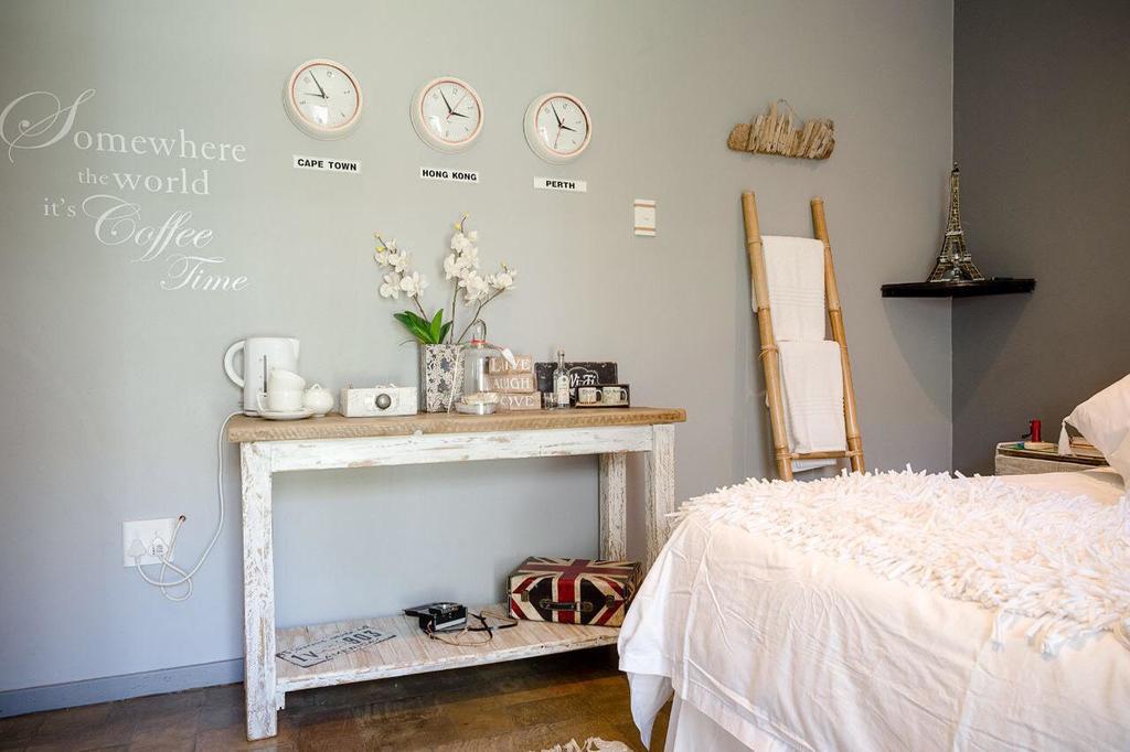 Luxury Upmarket Guesthouse 20 On 4Th Rustenburg Exterior foto